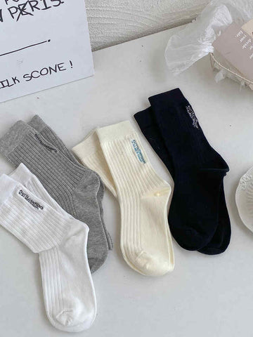 Letter Embroidered Minimalist Socks