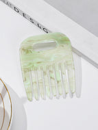 Convenient and Simple Hair Comb