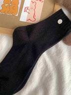 Shell Button Solid Color Socks