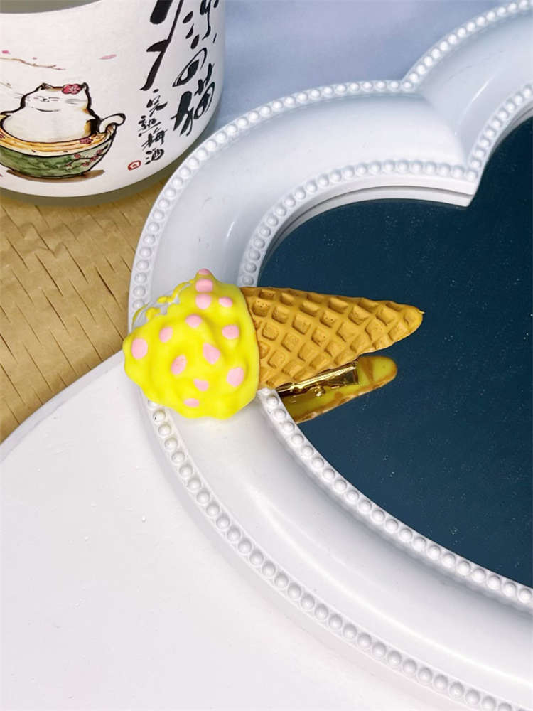 3D Ice Cream Cabochons with Sprinkles Hairpin