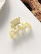 Women Claw Clip Wavy Hair Claw