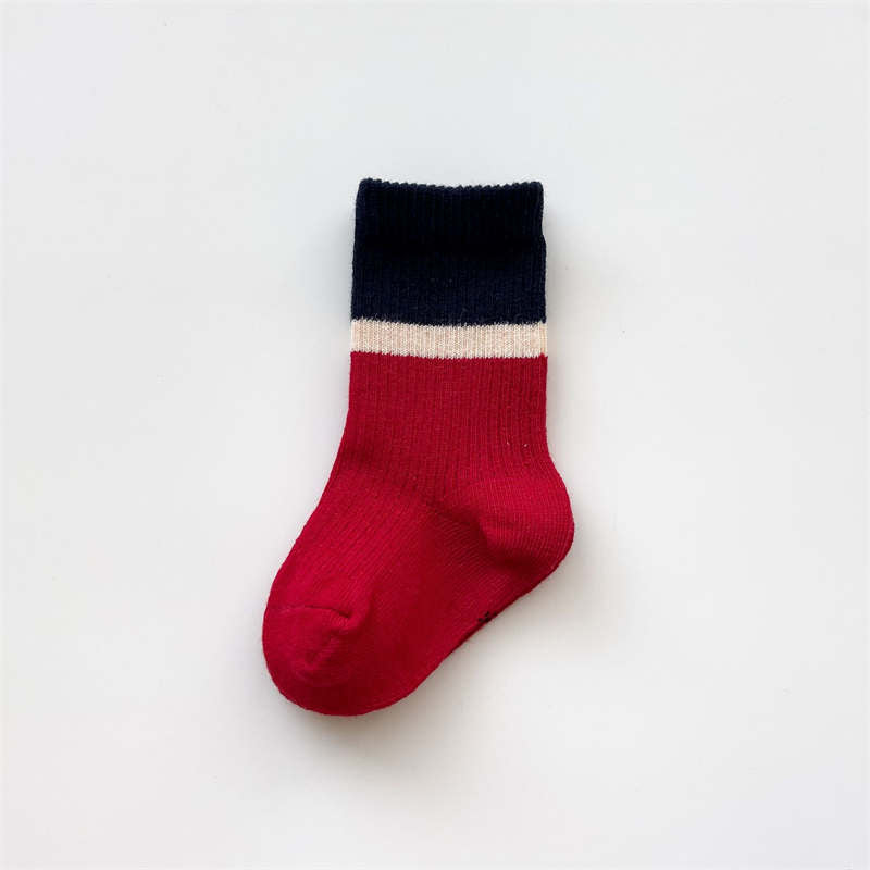 Stitching Tube Socks Vertical Strip Socks