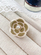 Camellia Small Hair Clip