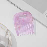 Convenient and Simple Hair Comb