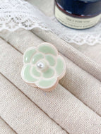 Camellia Small Hair Clip