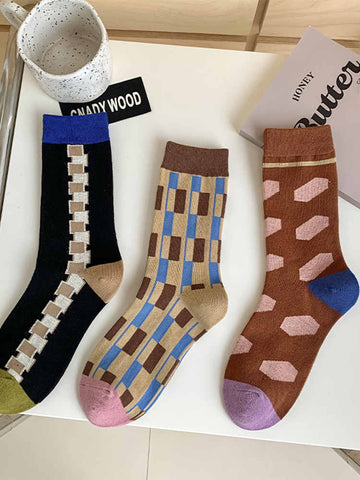 Versatile Checkerboard Women's Mid-calf Socks