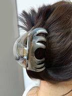 Gray Smudged Ink Style Hair Clip