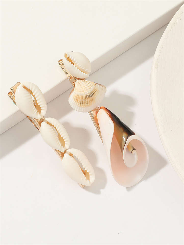 Women Shell and Conch Hair Clip Set