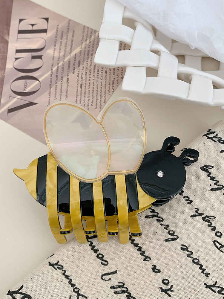 Creative Cute Bee Hairpin