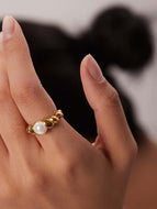 Twisted Pearl Fashion Ring Gift Birthday Idea