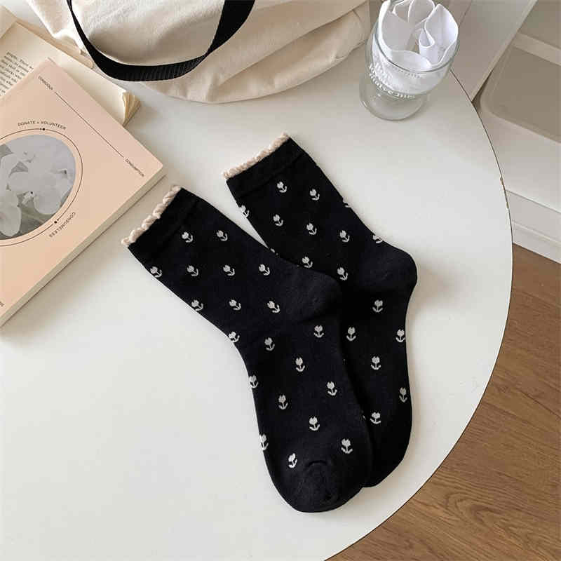 Small Flower Jacquard All-match Women's Socks