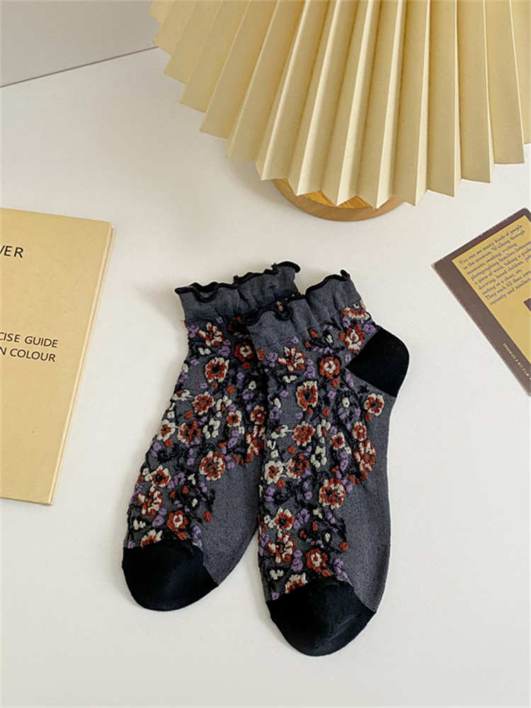 Retro Floral Casual Socks for Women