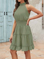 Women Solid Color Sleeveless Halterneck Pleated Waist Slim Cake Dress