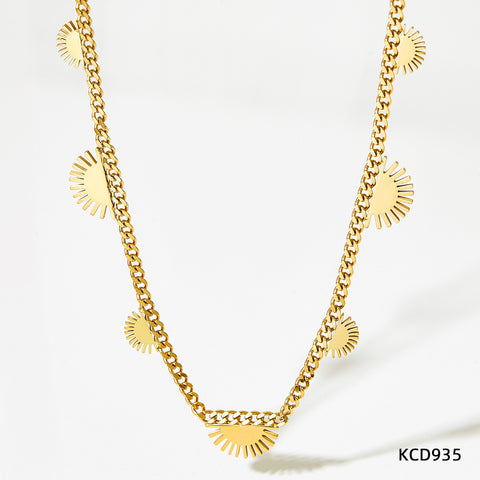 Brighten up your day with this sun ray necklace