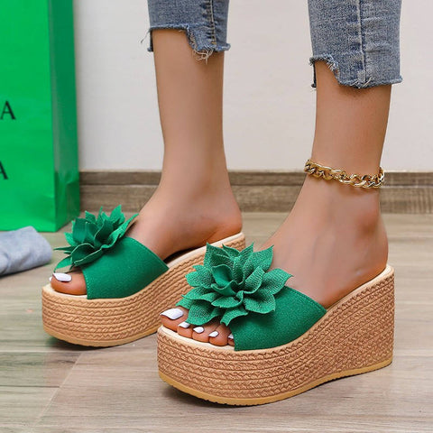 Wedge Heel Flower Platform Heel Large Size Women's Sandals Simple Beach Slippers