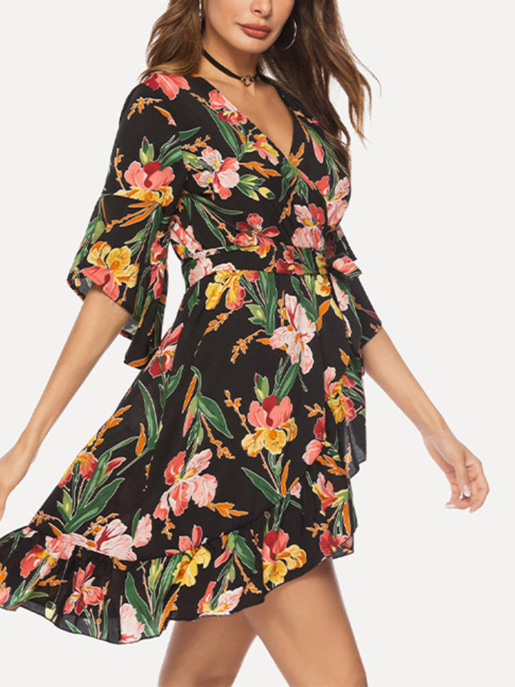 Summer Floral V-neck Petal Sleeve V-neck Waist Bow Lace Up Slim Dress