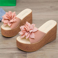 Wedge Heel Flower Platform Heel Large Size Women's Sandals Simple Beach Slippers