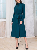 Hepburn Style Dress with Fungus Collar